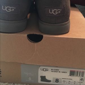 Ugg